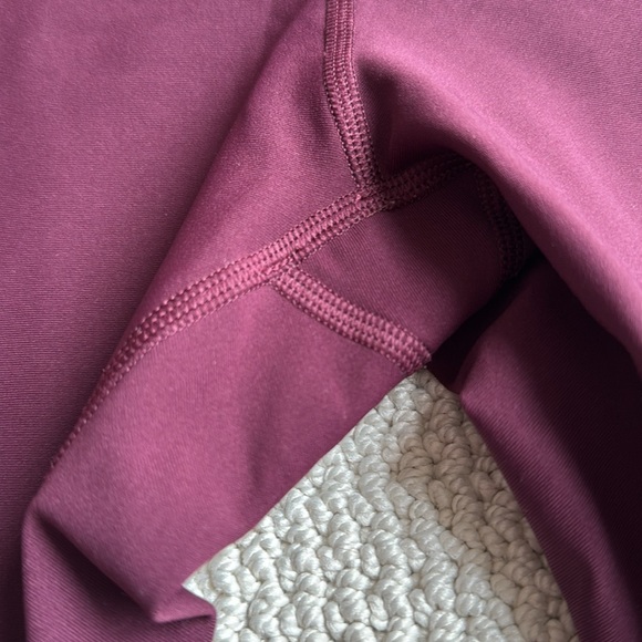 SOLD* Lululemon tight stuff tight - Picture 11 of 12